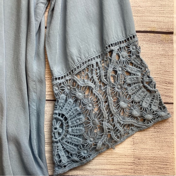 Indigo Thread Co slate blue tunic, size Large. Beautiful! - Picture 3 of 5